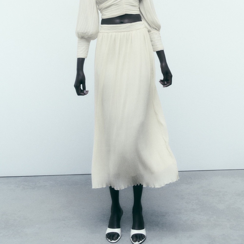 Zara Cream Midi Skirt